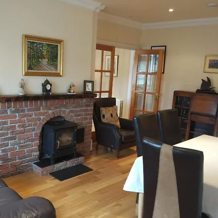 Corner House Сasa de vacaciones *